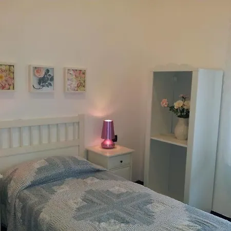 Готель La Del Mare 3*