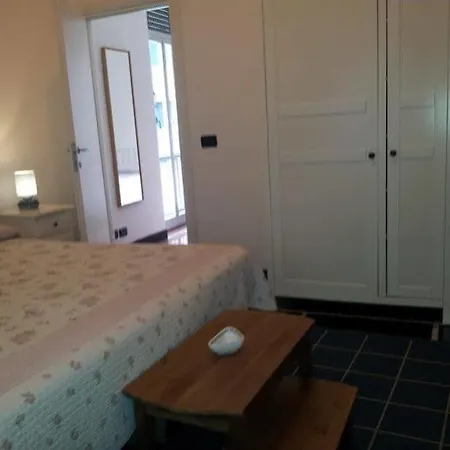Готель La Del Mare 3*
